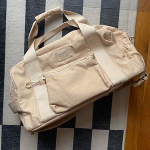 Beis convertible “The Sport” duffle bag backpack